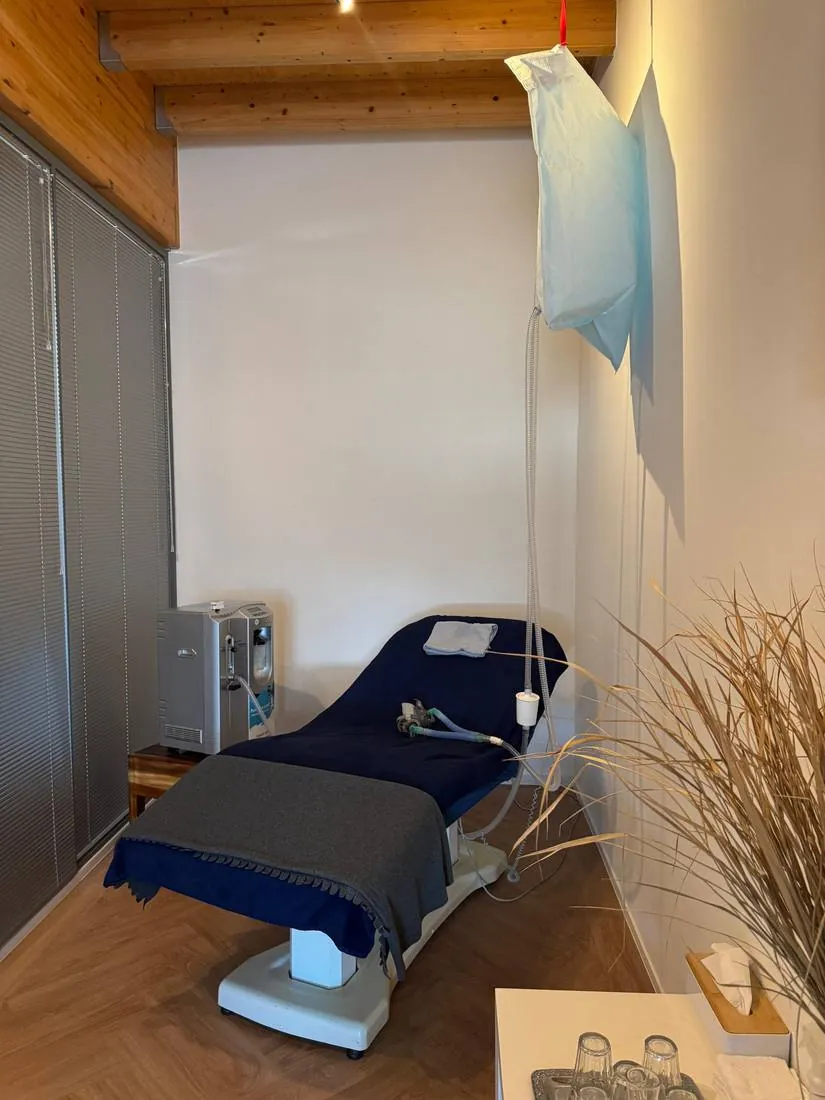 Sportmassage van het been bij een sporter bij JPT Personal Health Club