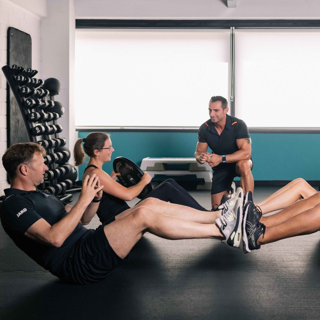 Wanneer is personal training slimmer dan zelf trainen?